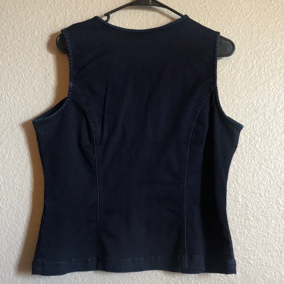 Vest - Picture 2 of 2